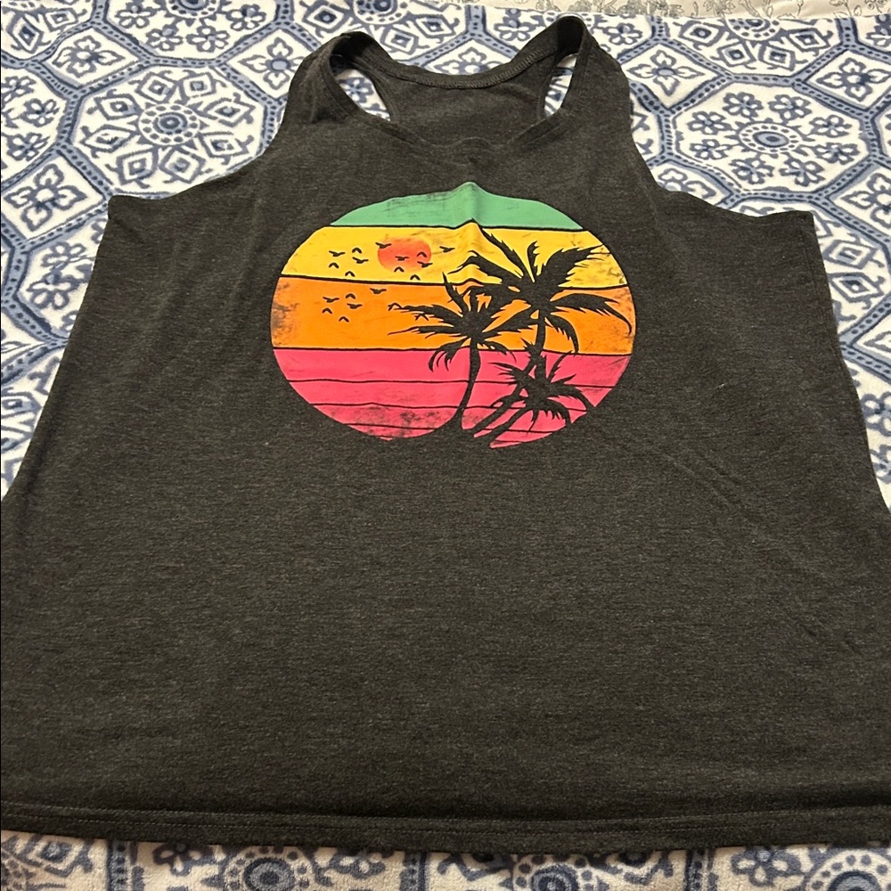 Women’s Dark Gray Graphic Tank Top with Sunset Palm Print
